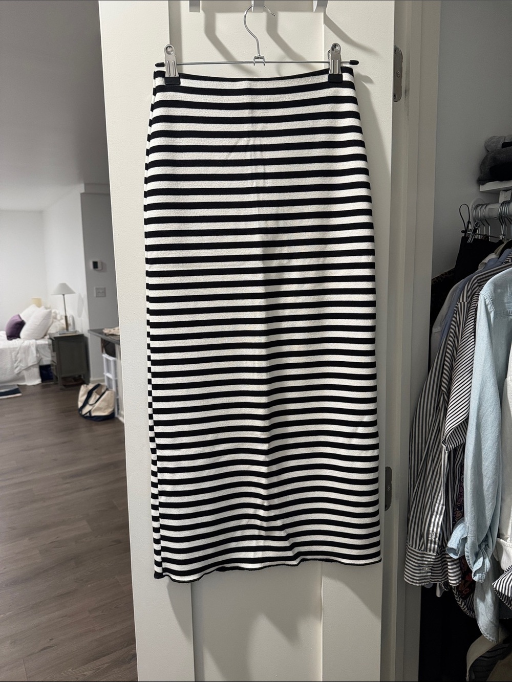Zara Women's Black and White Striped Midi Skirt